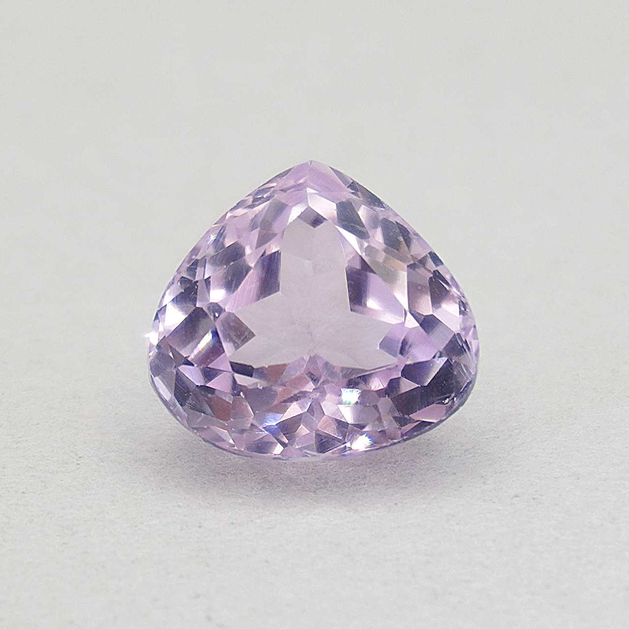 宝石質 アフガニスタン産クンツァイト 5.75ct ルース